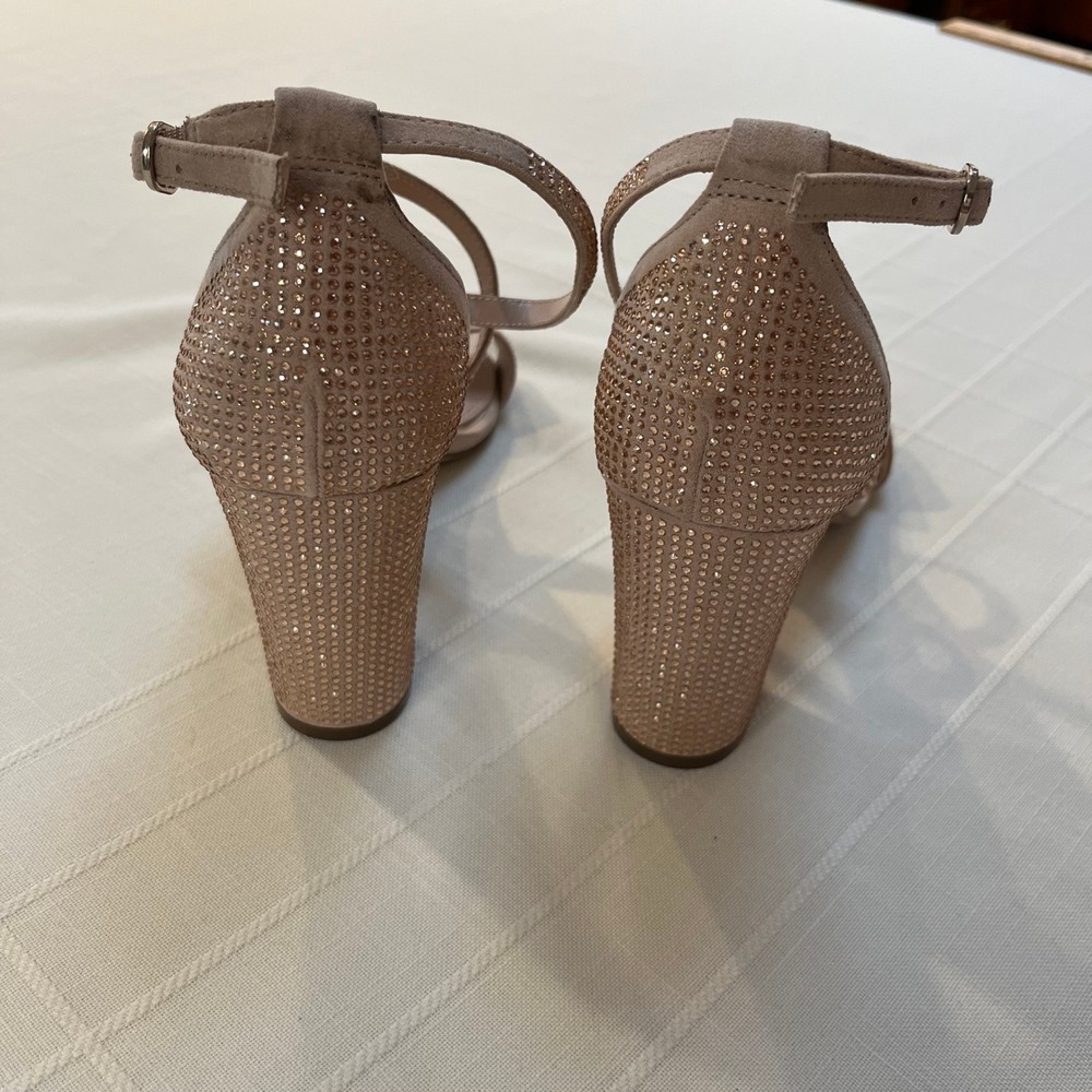 Women's Blush Strappy Block Heel Sandals - Picture 7 of 15